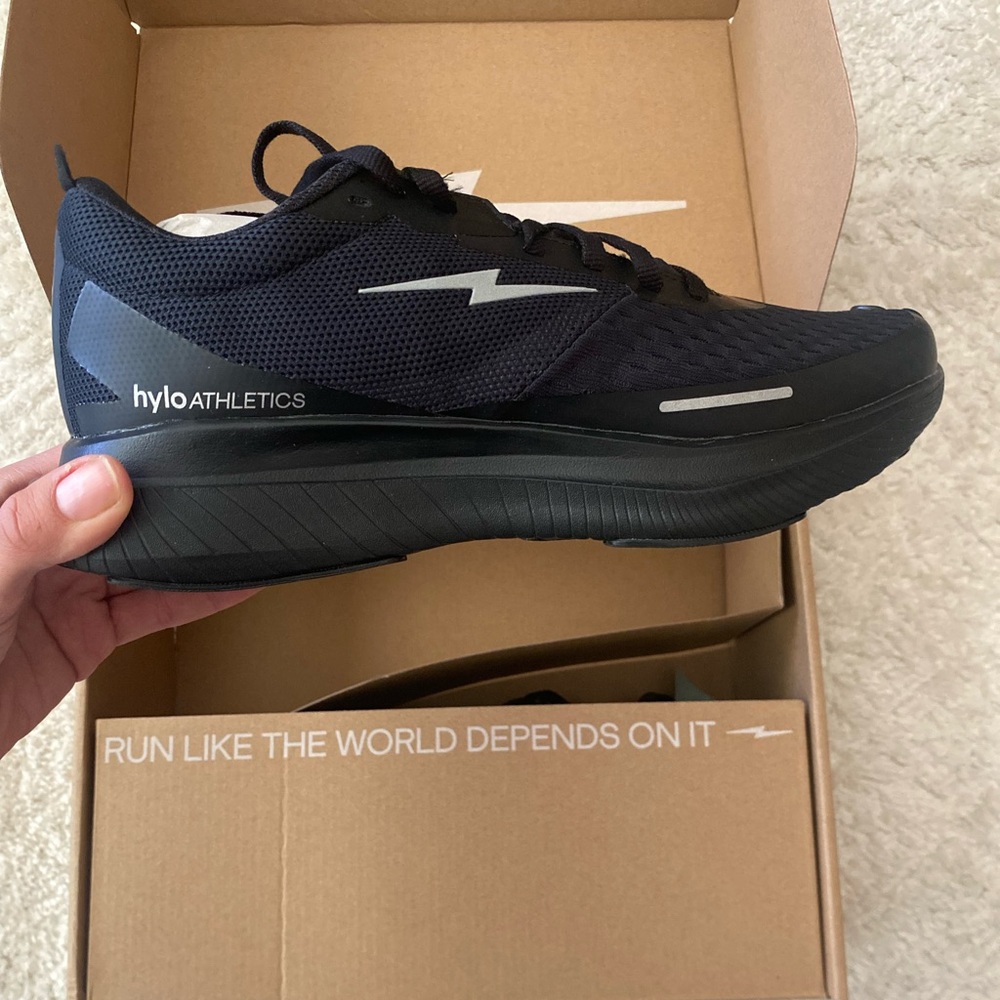 Men's Black Running Shoe